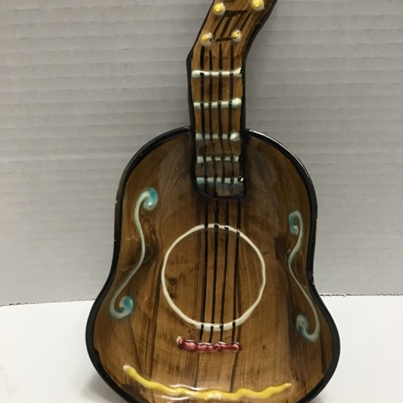 ITALY VINTAGE GUITAR SHAPED GLAZED CERAMIC DISH - Picture 6 of 10